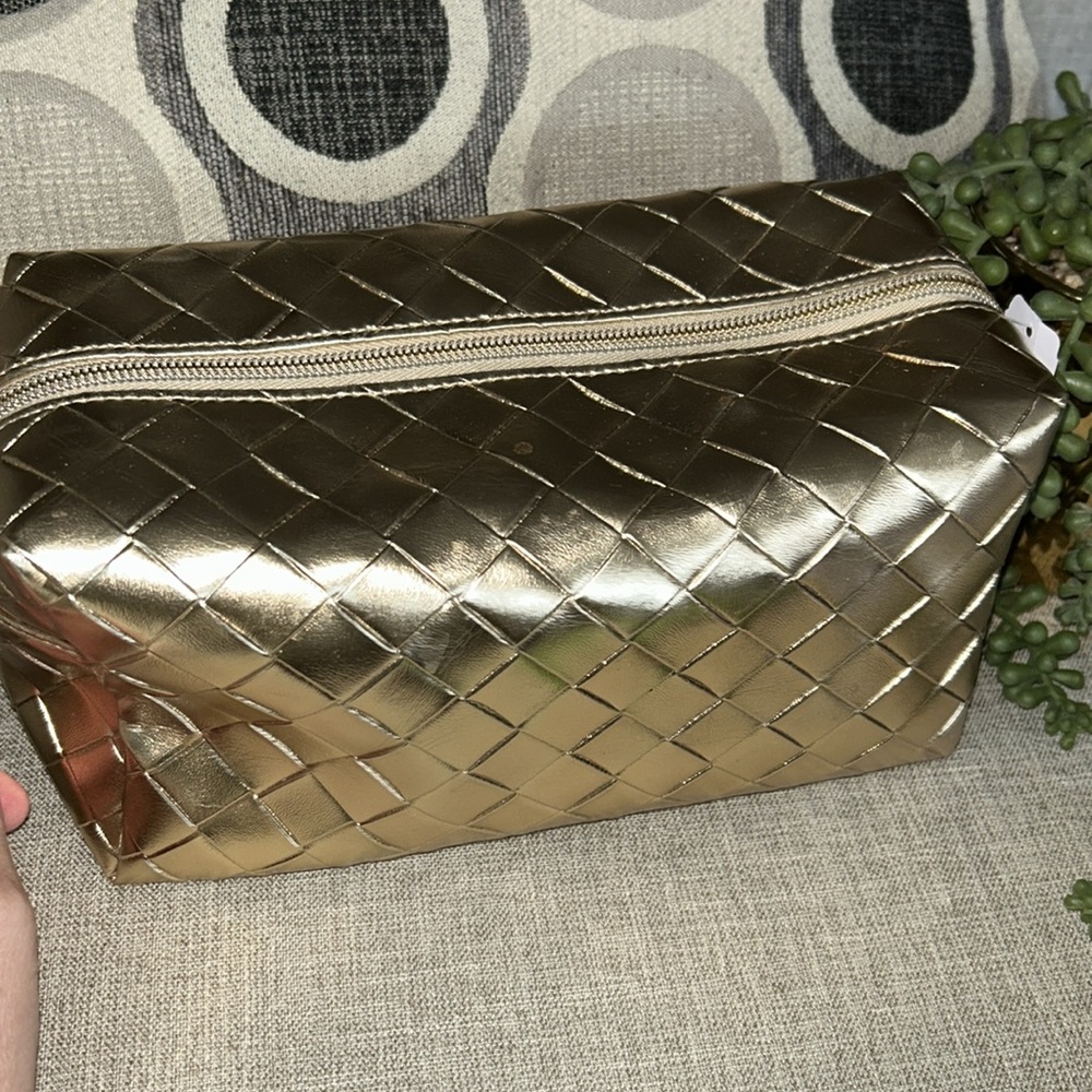 Snail 🐌 skincare set and Facial Roller - Picture 2 of 8